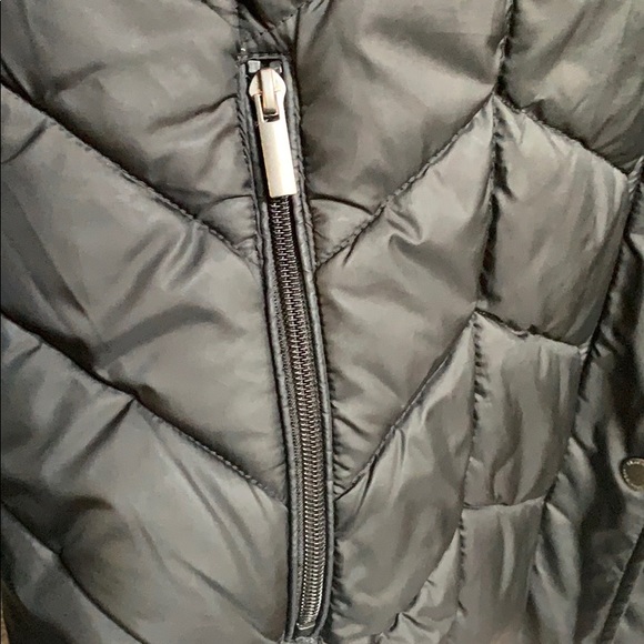 St. John’s Bay Puffer Jacket - Picture 4 of 8